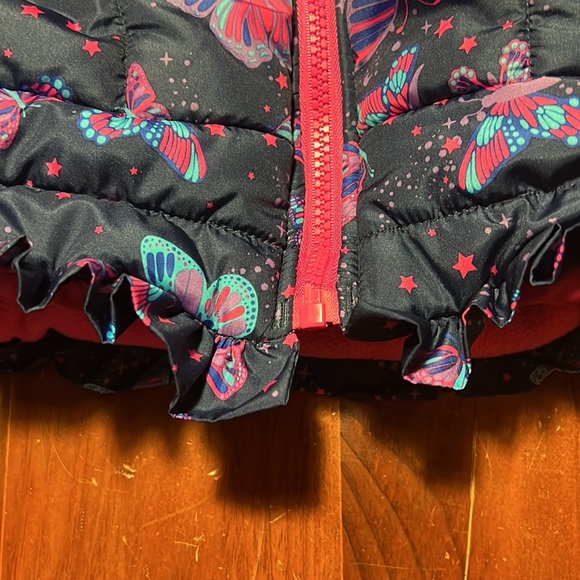 London Fog Little Girls size 3T hooded puffer coat - Picture 4 of 9